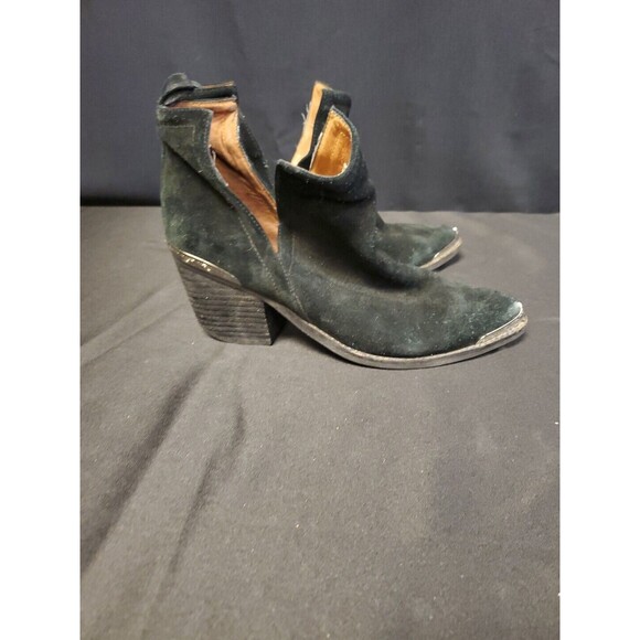 Jeffrey Campbell Cromwell Ankle Bootie Black Suede Western Style Boot Shoes Sz 9 - Picture 3 of 6